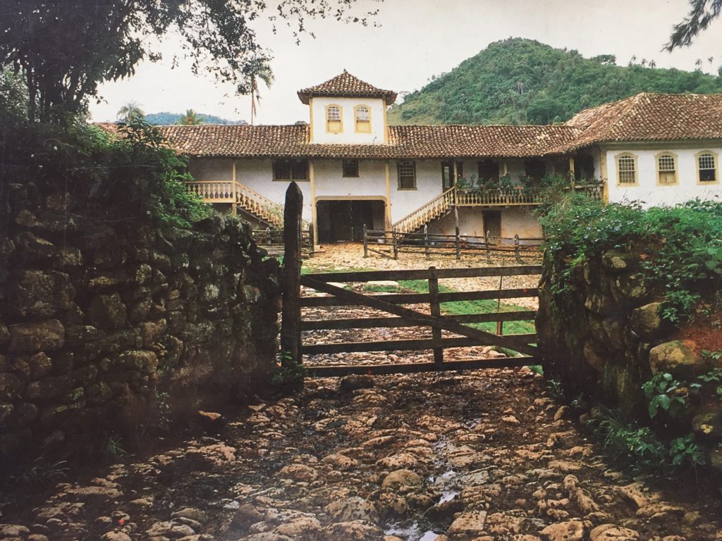A Fazenda do Rio de São João. (Foto CEMIG, 2000)